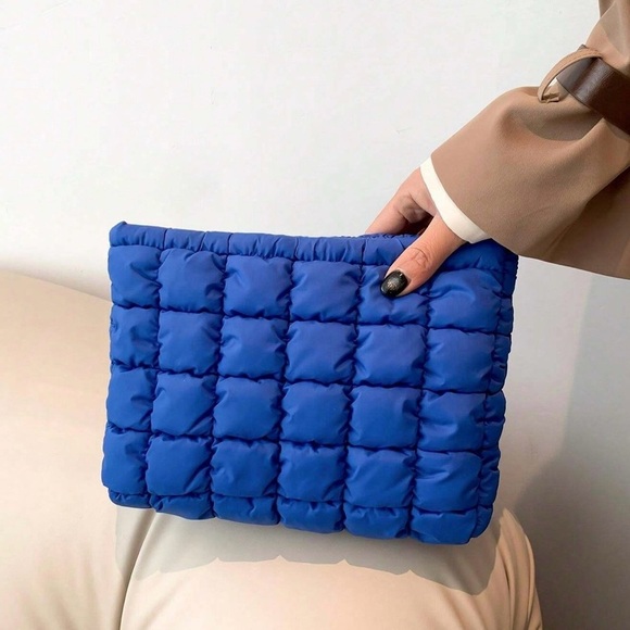 Quilted Royal Blue Multi-Purpose Puffer Cosmetic Bag / Clutch NEW - Picture 3 of 12